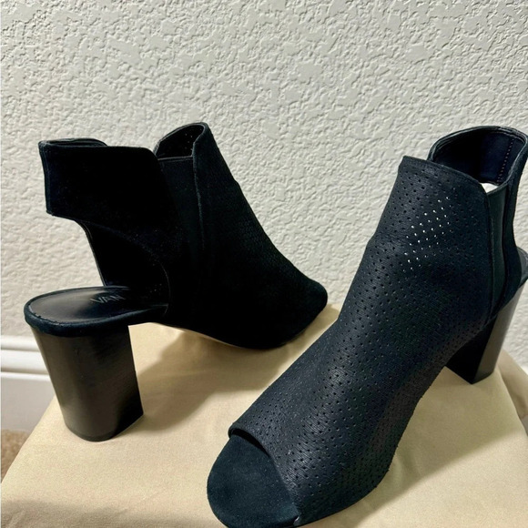 Vaneli Shoes - VANELi Womens Heeled Sandal, Black PERF Charm/Black Suede- Size 10